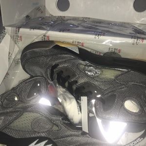 Off white air Jordan 5 Authentic size 10
